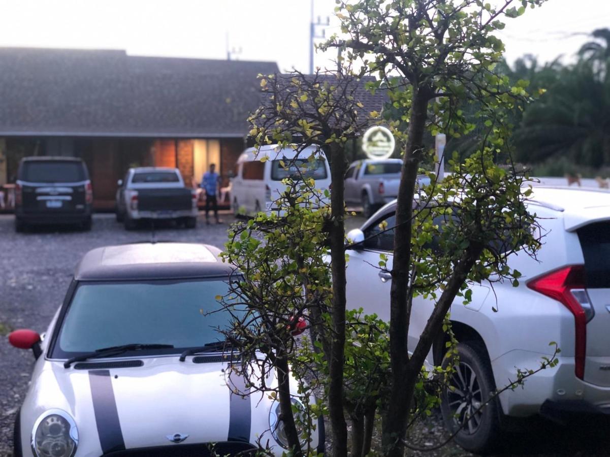 Kob Suk Resort K7 , K10 Sichon Exterior foto