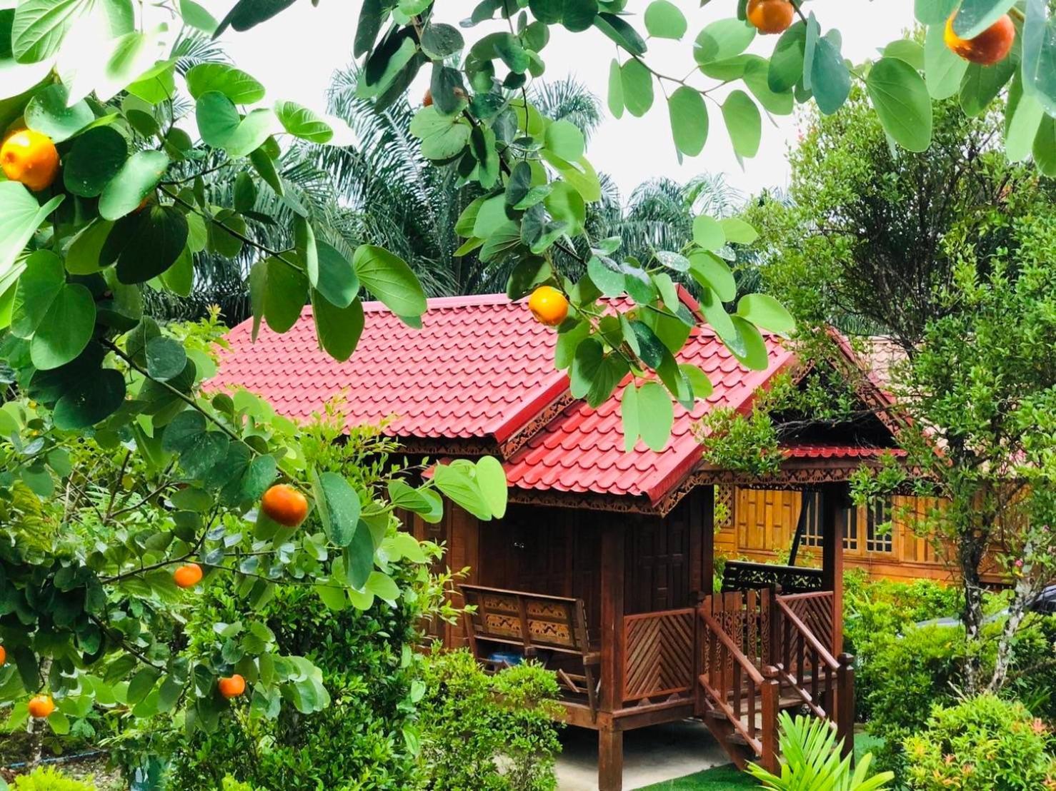 Kob Suk Resort K7 , K10 Sichon Exterior foto